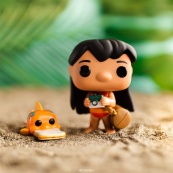 Ігрова фігурка "Ліло і Стіч Ліло з рибкою" Funko POP! 55621. Зображення №3
