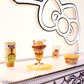 Игровой набор Создай стиль вместе с Хеллоу Китти и друзьями Miniverse 547235 серии "Sanrio" S2. Изображение №9