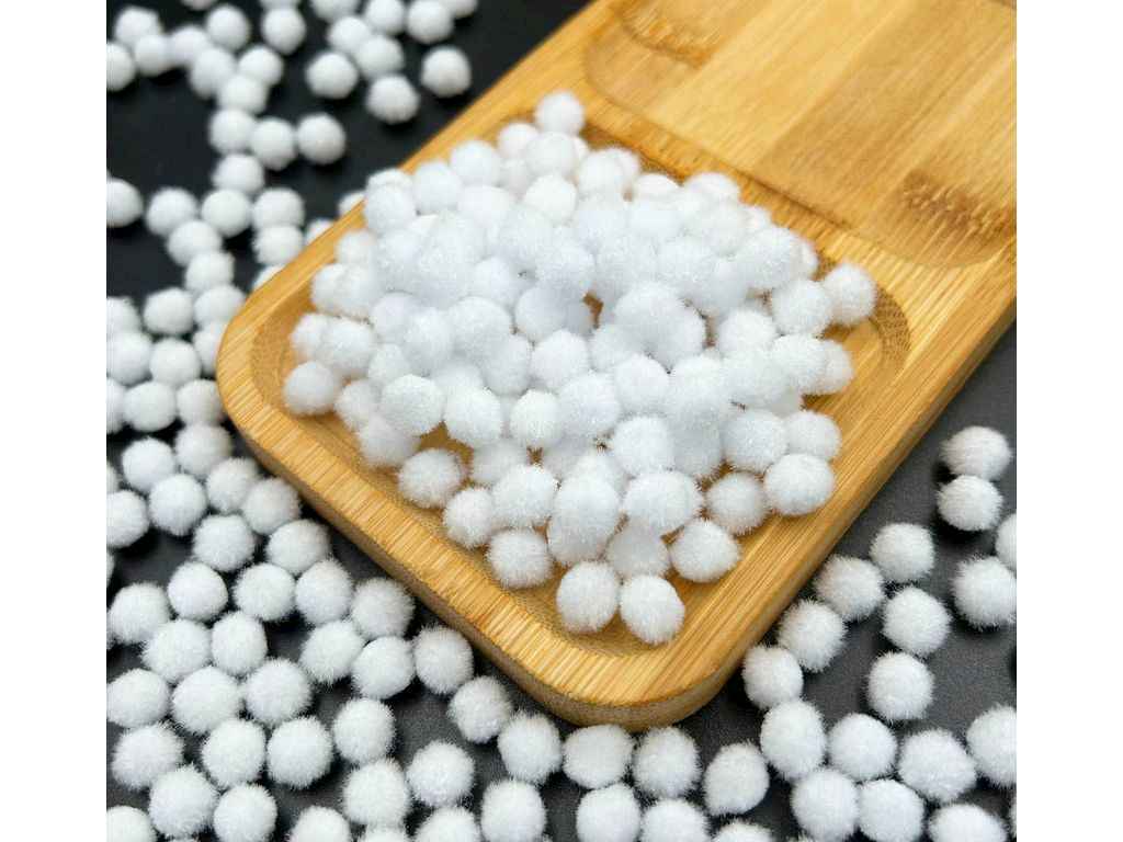 Помпон для творчості 1см 1000шт/уп Білий ТМ КИТАЙ Помпон для творчості 1см 1000шт/уп Білий ТМ КИТАЙ