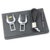 Подарунковий набір CHEVROLET 2в1 (фіксатор ременів, плетений брелок) №2 хром. Зображення №2 Подарунковий набір CHEVROLET 2в1 (фіксатор ременів, плетений брелок) №2 хром. Зображення №2