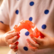 Детский сенсорный конструктор "Стартовый набор" Jelly Blox 931691, 11 деталей. Изображение №10 Детский сенсорный конструктор "Стартовый набор" Jelly Blox 931691, 11 деталей. Изображение №10