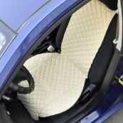 Накидки сидінь "Шкіро-замінник Бежевий" Бежеві Ромби Передки (1+1) "АвтоКомфорт". Зображення №4