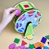 Дерев'яний сортер "Барабан" Ubumblebees (ПСФ135) PSF135 геометричні фігури. Зображення №10