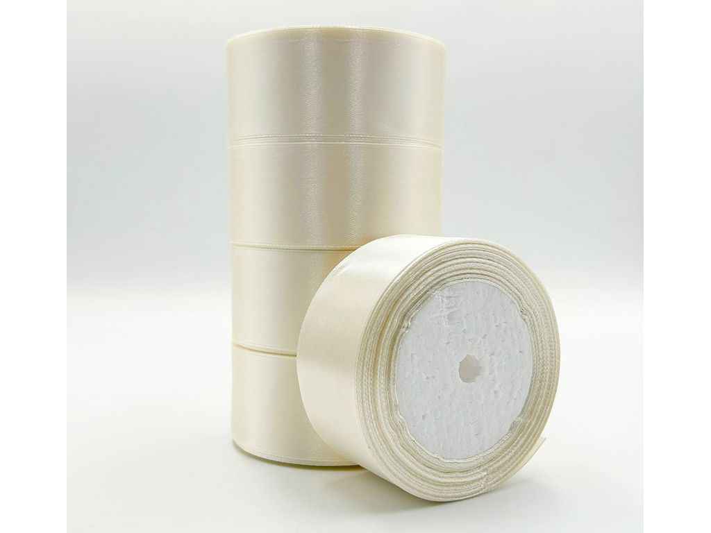 Стрічка атласна 4см * 23м зефірно-білий арт.АБ-672 ТМ КИТАЙ Стрічка атласна 4см * 23м зефірно-білий арт.АБ-672 ТМ КИТАЙ