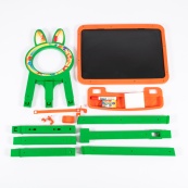 Розвиваюча дошка для малювання магнітна 013777/3 оранжево-зелена. Зображення №3 Розвиваюча дошка для малювання магнітна 013777/3 оранжево-зелена. Зображення №3