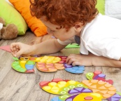 Набор для творчества "Мягкая фигурная мозаика. Пеликан" VT4511-02, 150 мягких наклеек. Изображение №5 Набор для творчества "Мягкая фигурная мозаика. Пеликан" VT4511-02, 150 мягких наклеек. Изображение №5