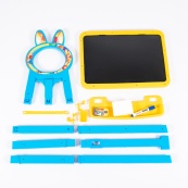 Дитяча дошка для малювання магнітна 013777/1 жовто-блакитна. Зображення №3 Дитяча дошка для малювання магнітна 013777/1 жовто-блакитна. Зображення №3