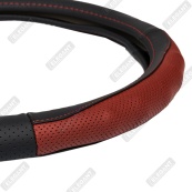 Чохол на кермо шкіра "М" (37-38см) чорний Elegant 105808 перфорац+червона вставка/біла основа/4 шва. Зображення №3 Чохол на кермо шкіра "М" (37-38см) чорний Elegant 105808 перфорац+червона вставка/біла основа/4 шва. Зображення №3