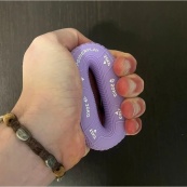 Еспандер кистьовий PP-4331 Hand Grip Medium PowerPlay PP_4331_Purple_(20-25-30) силіконовий. Зображення №4 Еспандер кистьовий PP-4331 Hand Grip Medium PowerPlay PP_4331_Purple_(20-25-30) силіконовий. Зображення №4