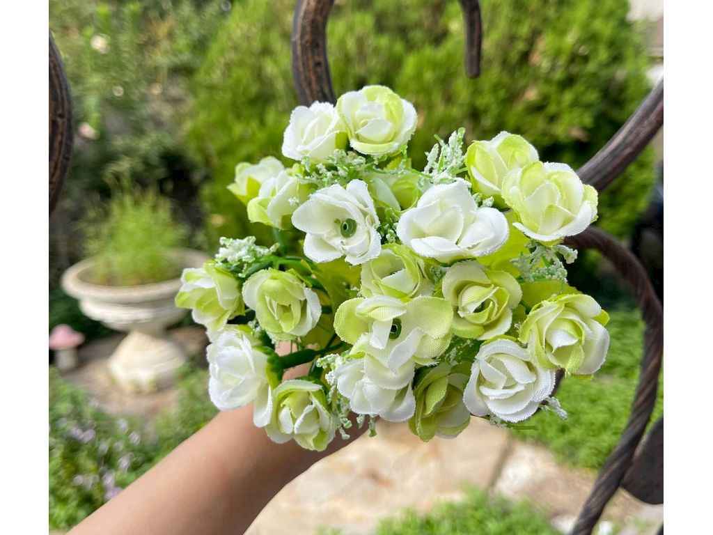 Букет міні трояндок 2см 14-15 бутонів 21см (к:Троянда-№10) салатовий ТМКИТАЙ Букет міні трояндок 2см 14-15 бутонів 21см (к:Троянда-№10) салатовий ТМКИТАЙ