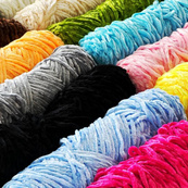 Пряжа плюшевая синель PP117, 100 грамм, 100% полиэстер, зеленый. Изображение №2