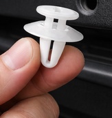 Кліпси C1688 молдинг Ford Chevrolet Mazda Honda Mitsubishi Nissan Opel.Toyota 1214485 ( уп. 100 шт). Зображення №2 Кліпси C1688 молдинг Ford Chevrolet Mazda Honda Mitsubishi Nissan Opel.Toyota 1214485 ( уп. 100 шт). Зображення №2