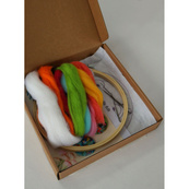 Набор для валяния картины из шерсти "Тепло в лапках" EFL009 диаметр 20 см. Изображение №3