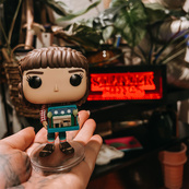 Ігрова фігурка Одинадцять із діорамою FUNKO POP! 65639 серії Дивні дива S4. Зображення №3