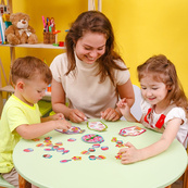 Настольная игра "Сладкие вкусняшки" Vladi Toys VT1804-42 (рус). Изображение №3 Настольная игра "Сладкие вкусняшки" Vladi Toys VT1804-42 (рус). Изображение №3