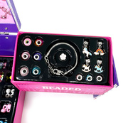 Детский набор с украшениями для создания шарм-браслетов "Jewelry Box" KSY951. Изображение №4 Детский набор с украшениями для создания шарм-браслетов "Jewelry Box" KSY951. Изображение №4