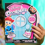 Игровой набор Большой пиксельный домик Disney Doorables 44856 S12 серии "Multi Peek". Изображение №3 Игровой набор Большой пиксельный домик Disney Doorables 44856 S12 серии "Multi Peek". Изображение №3