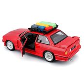 Детская автомобильная модель "BMW M3 Eurotrek (1988)" 18-23014, масштаб 1:24. Изображение №3